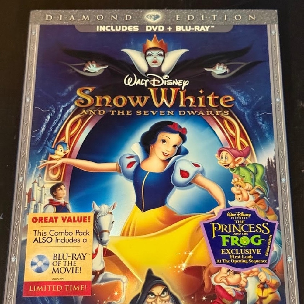 Snow White and the Seven Dwarfs Diamond Edition – DVD & Blu-ray Combo